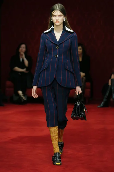 Look 2